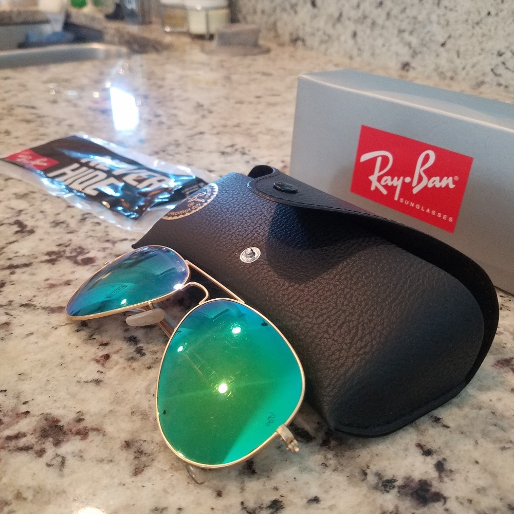 Ray-Ban mirrored aviator sunglasses